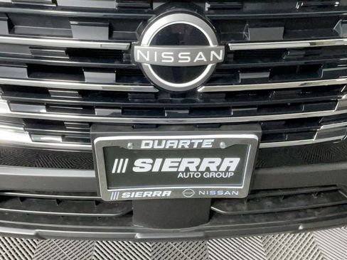 New 2025 Nissan Rogue SV image 10