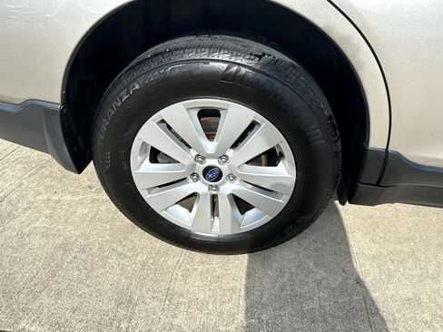 Used 2019 Subaru Outback 2.5i Premium w/ Popular Package #2 image 5