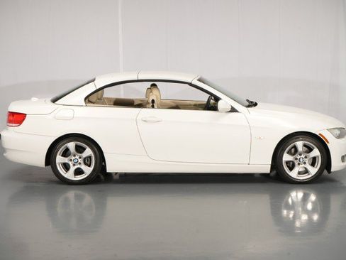 Used 2010 BMW 328i Convertible RWD image 12