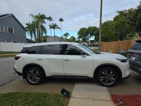 Certified 2023 INFINITI QX60 Luxe image 3