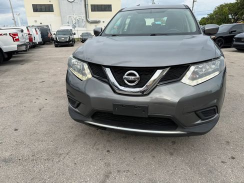 Used 2016 Nissan Rogue S AWD/4WD image 2