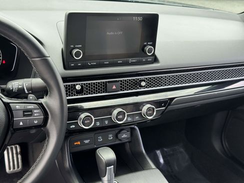 Certified 2025 Honda Civic Sport image 3