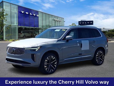 New 2026 Volvo XC90 T8 Plus w/ Protection Package Premier AWD/4WD image 2