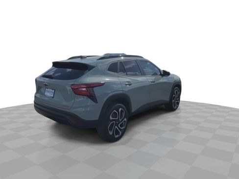 Certified 2024 Chevrolet Trax RS w/ Sunroof Package FWD image 8