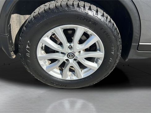 Used 2019 Nissan Rogue S w/ Special Edition Package image 20