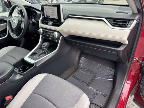 Used 2023 Toyota RAV4 XLE image 14