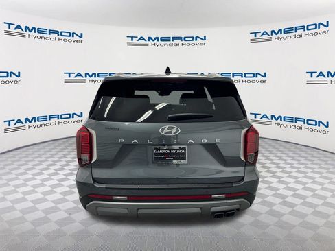 Used 2025 Hyundai Palisade SEL FWD image 4