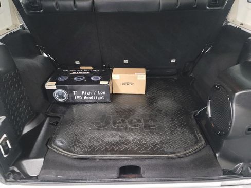 Used 2013 Jeep Wrangler Unlimited Sahara w/ Dual Top Group image 11