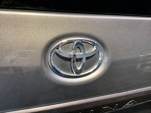 Used 2017 Toyota Sienna XLE w/ XLE Navigation Package AWD/4WD image 33