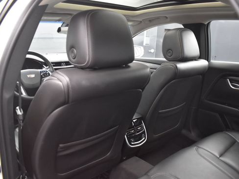Used 2019 Cadillac XTS Luxury w/ Driver Awareness Package FWD image 30