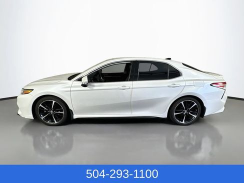 Used 2019 Toyota Camry XSE FWD image 9