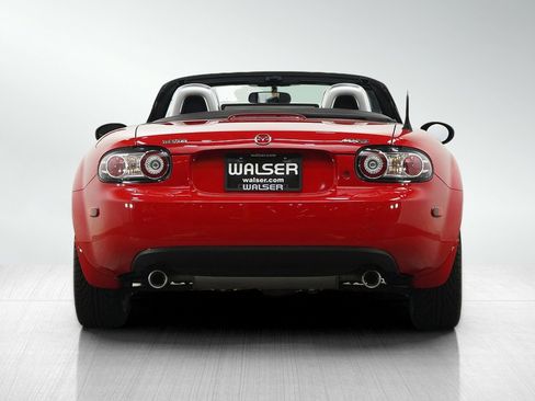 Used 2006 MAZDA MX-5 Miata Sport RWD image 5