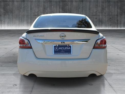 Used 2015 Nissan Altima 2.5 FWD image 4