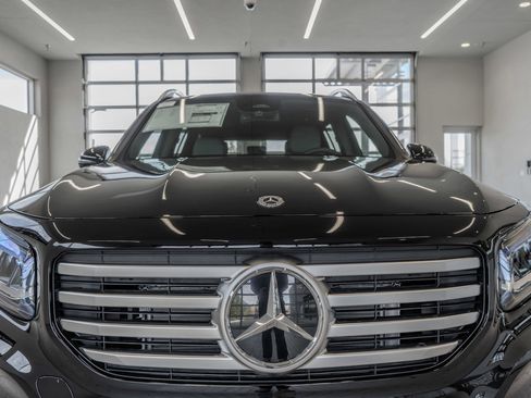 New 2026 Mercedes-Benz GLB 250 4MATIC image 23