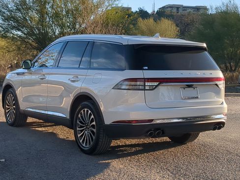 Used 2020 Lincoln Aviator Reserve image 5