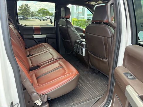 Used 2019 Ford F150 King Ranch w/ Equipment Group 601A Luxury AWD/4WD image 8