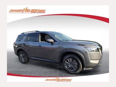 Used 2025 Nissan Pathfinder SV
