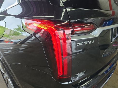 Used 2023 Cadillac XT6 Premium Luxury AWD/4WD image 35