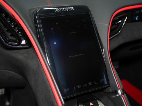 Used 2021 Ferrari Roma image 40