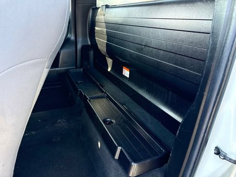 Used 2023 Toyota Tacoma SR RWD image 15