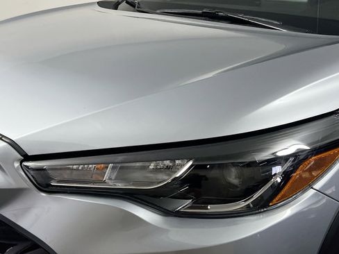 Used 2025 Toyota Corolla Cross AWD Hybrid image 11