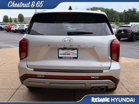 Certified 2025 Hyundai Palisade SEL FWD image 5