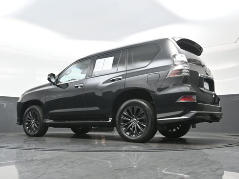 Used 2023 Lexus GX 460 Premium image 31