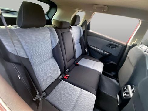 Used 2021 Nissan Rogue S FWD image 19