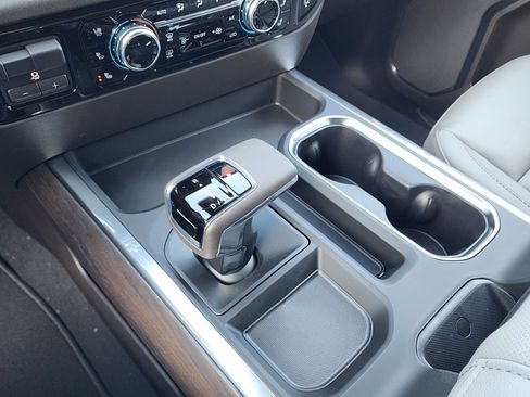 New 2026 GMC Sierra 1500 SLT w/ SLT Premium Plus Package image 31