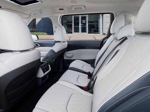 New 2026 Kia Carnival SX image 18