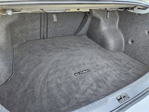 Used 2023 Nissan Altima 2.5 SV image 13