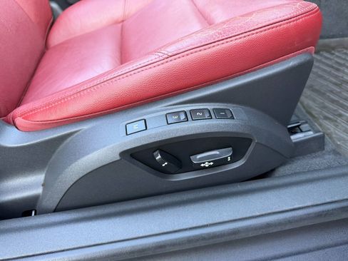 Used 2013 Volvo C70 T5 FWD image 39