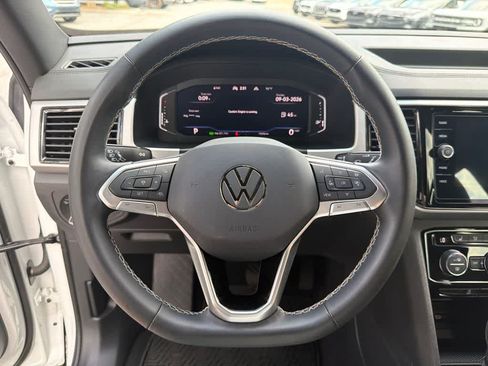 Used 2023 Volkswagen Atlas Cross Sport SEL AWD/4WD image 26