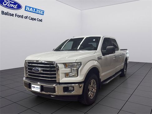 Used 2017 Ford F150 XLT w/ Equipment Group 302A Luxury image 2