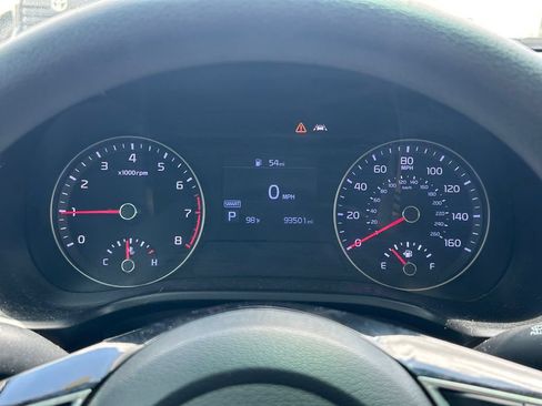 Used 2020 Kia Forte LXS FWD image 26