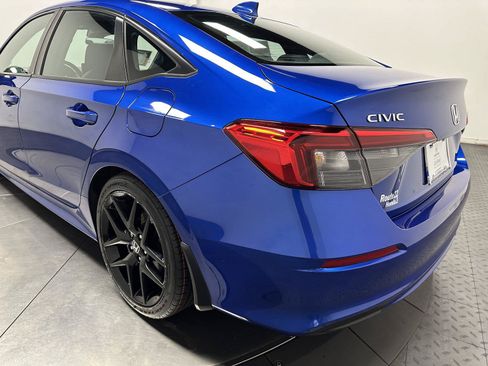 Used 2023 Honda Civic Sport image 10