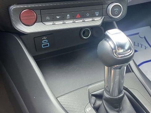 Used 2024 Ford Mustang Coupe image 19