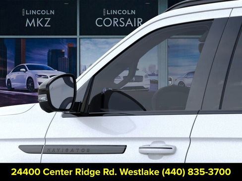 New 2025 Lincoln Navigator Reserve w/ Jet Appearance Package AWD/4WD image 20