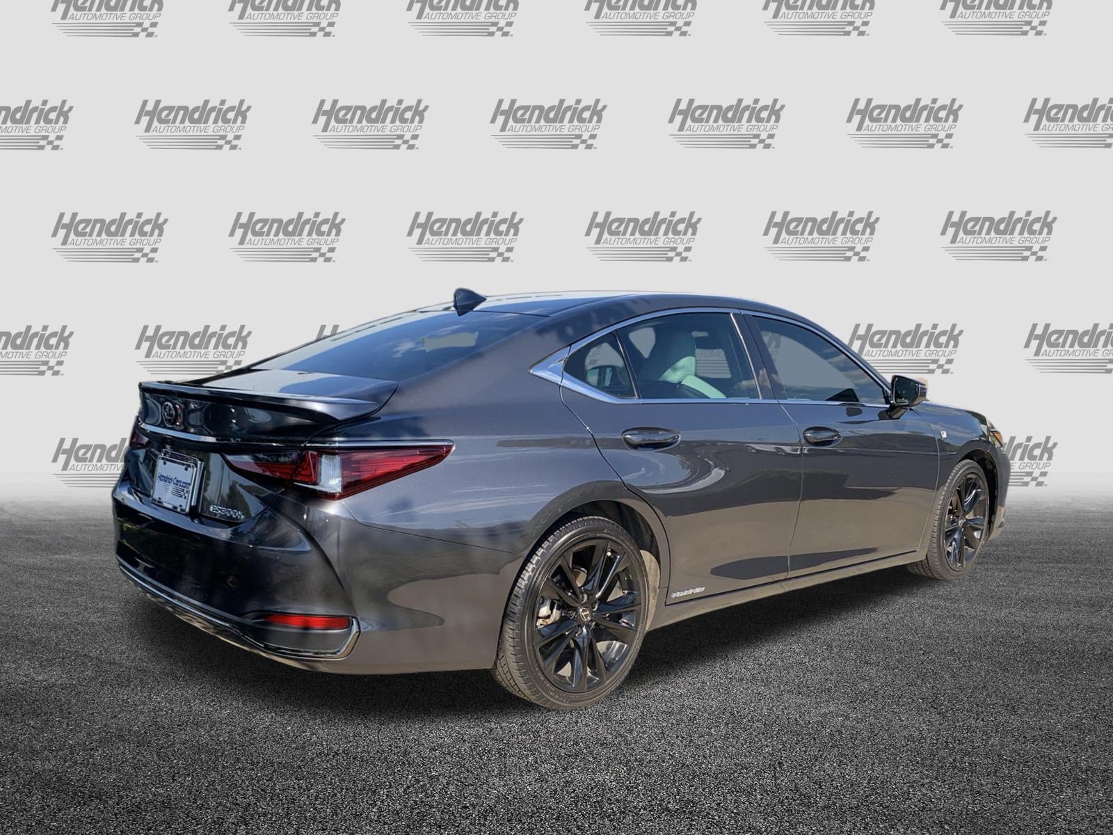 Used 2022 Lexus ES 300h F Sport w/ Accessory Package 2 FWD image 10