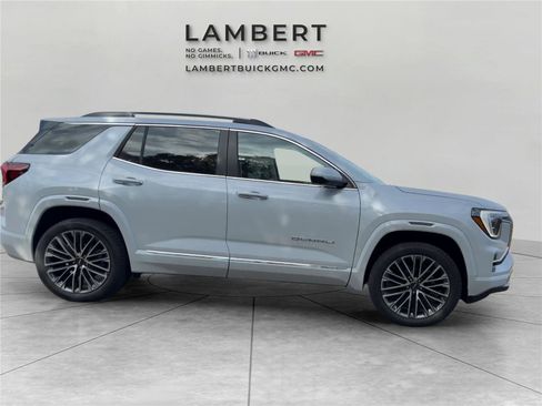 New 2026 GMC Terrain Denali w/ LPO, Floor Liner Package image 6