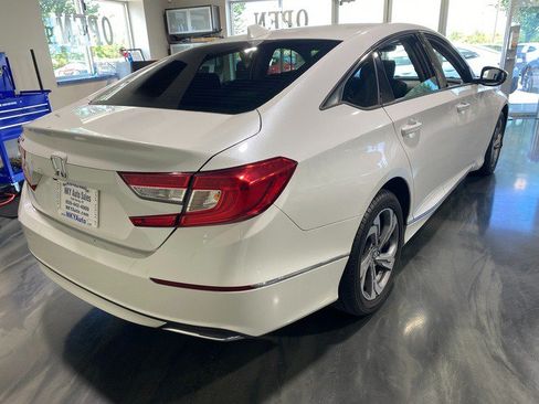 Used 2019 Honda Accord EX image 8