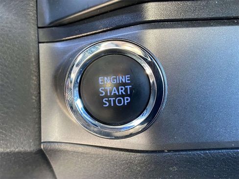 Used 2022 Toyota Tacoma TRD Sport image 24