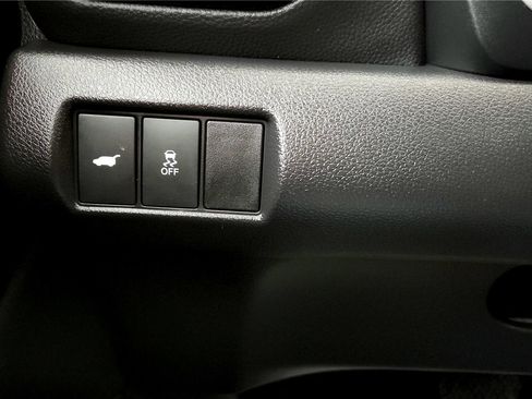 Used 2023 Honda Pilot Touring image 35