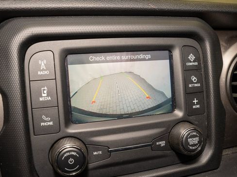 Used 2020 Jeep Wrangler Unlimited Sport S image 12