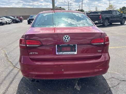 Used 2017 Volkswagen Jetta S FWD image 4