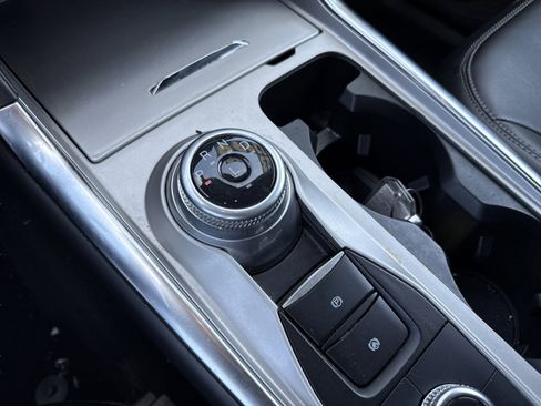 Used 2023 Ford Explorer XLT w/ Equipment Group 202A image 31