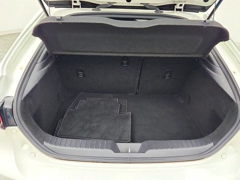 Used 2019 MAZDA MAZDA3 Hatchback FWD image 19