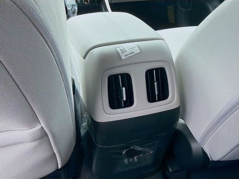 New 2026 Hyundai Tucson SEL FWD image 17