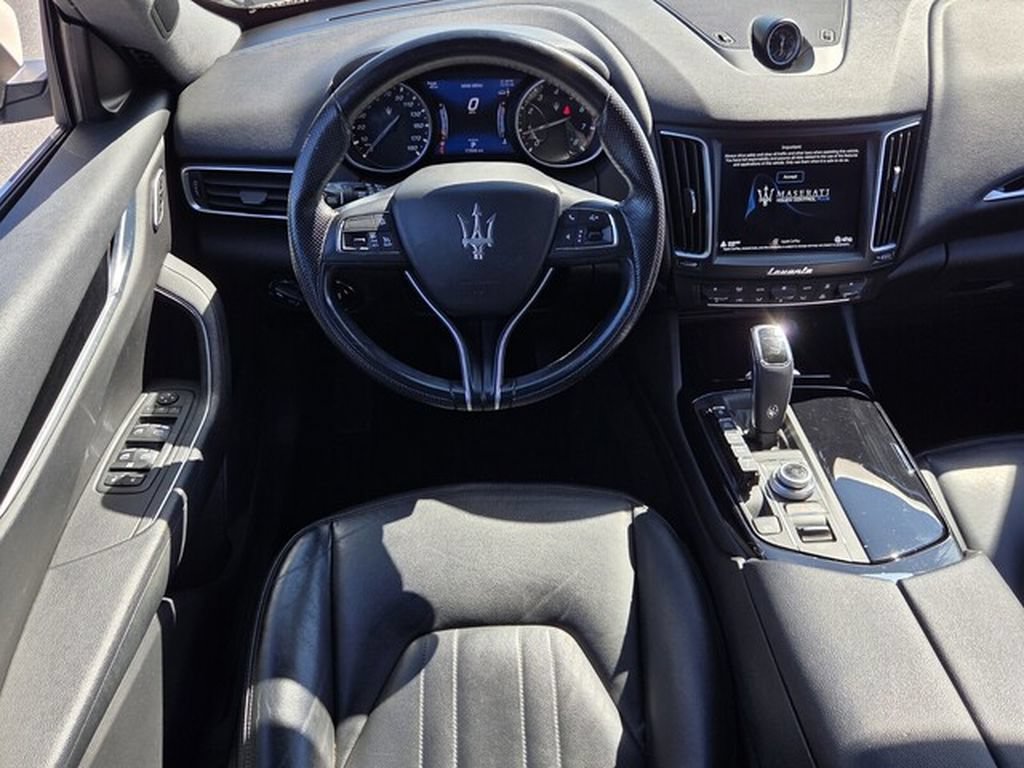 Used 2020 Maserati Levante AWD/4WD image 5