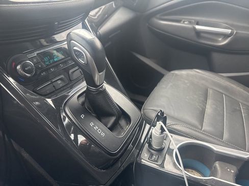 Used 2014 Ford Escape Titanium image 14